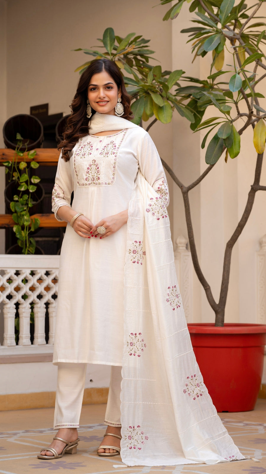 Embroidered Kurti Pant Set with Dupatta – Festive Wear for Women