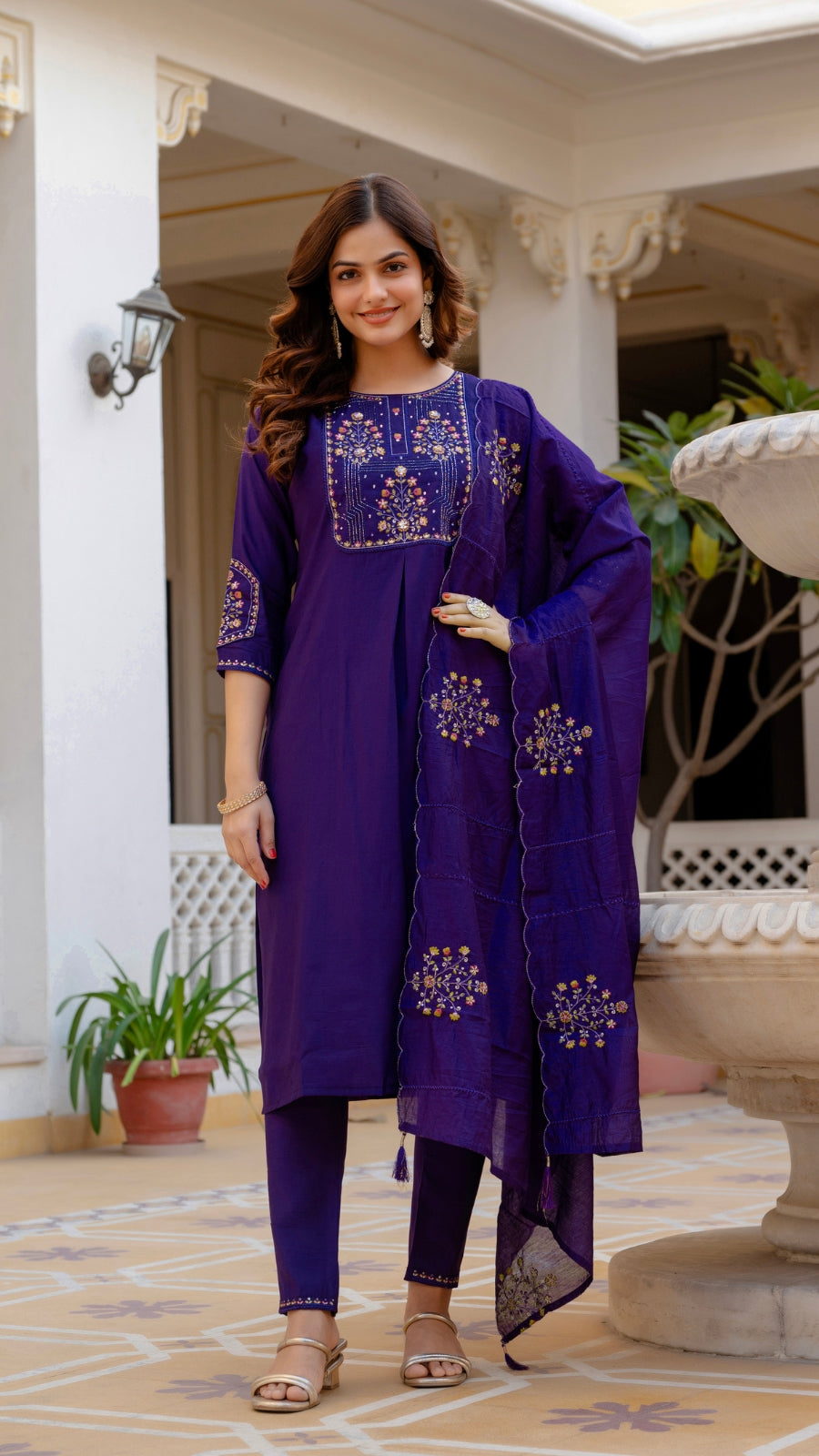 Embroidered Kurti Pant Set with Dupatta – Festive Wear for Women