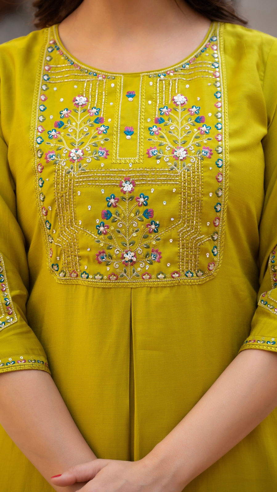 Embroidered Kurti Pant Set with Dupatta – Festive Wear for Women