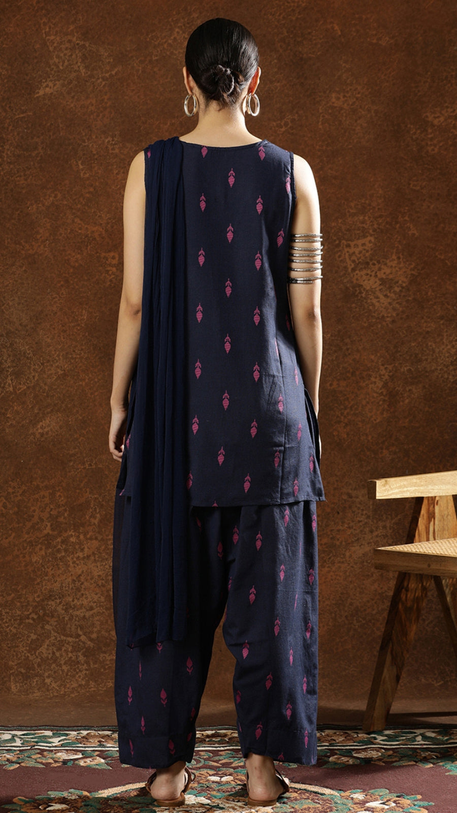Women Viscose Heavy Quality Embroidery Work Notch Neck Straight Kurti Farshi Salwar with Dupatta