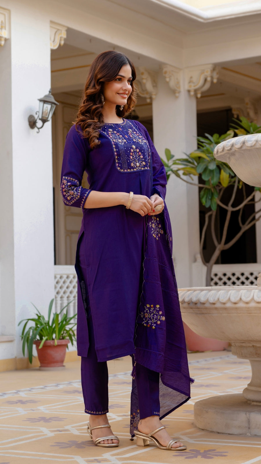 Embroidered Kurti Pant Set with Dupatta – Festive Wear for Women
