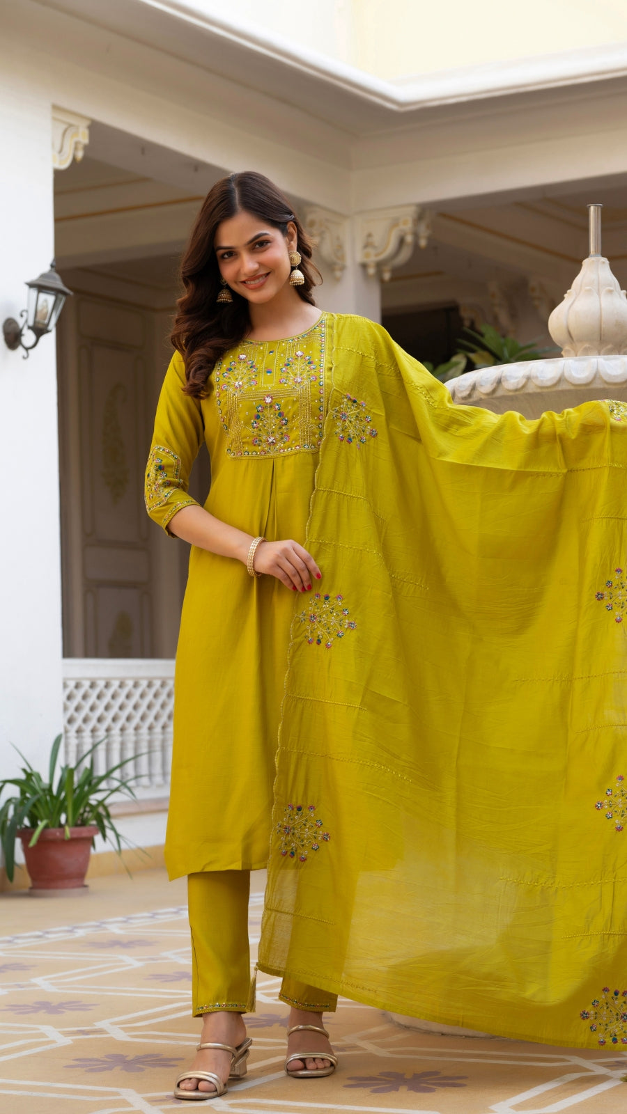Embroidered Kurti Pant Set with Dupatta – Festive Wear for Women