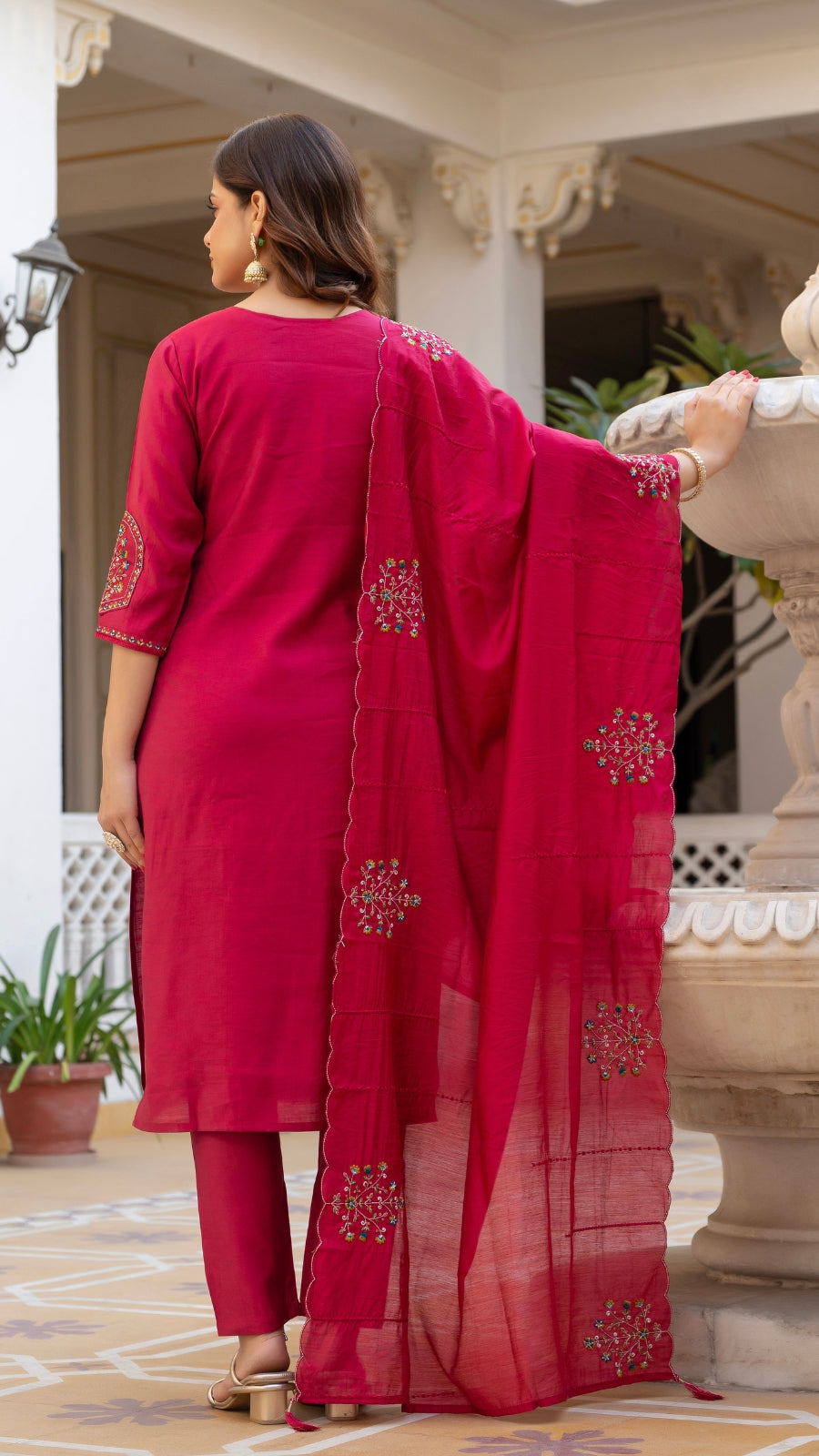 Embroidered Kurti Pant Set with Dupatta – Festive Wear for Women
