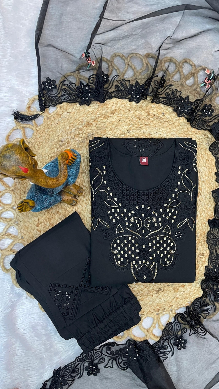 Embroidered Kurti Pant Set with Organza Dupatta – Designer Festive Wear for Women