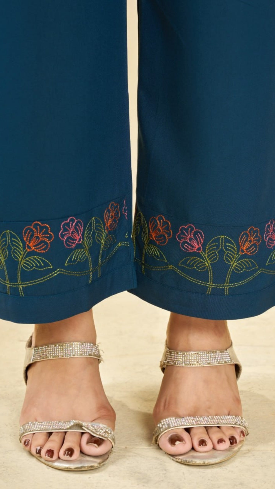 Elegant Embroidered Co-Ord Set for Women